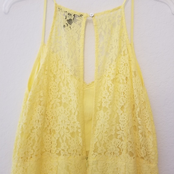 Forever 21 Yellow lace dress - Picture 3 of 3